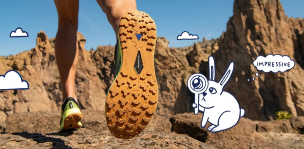 荒野を走っている人の足元