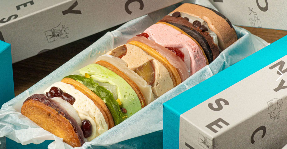 ケーキセットの写真